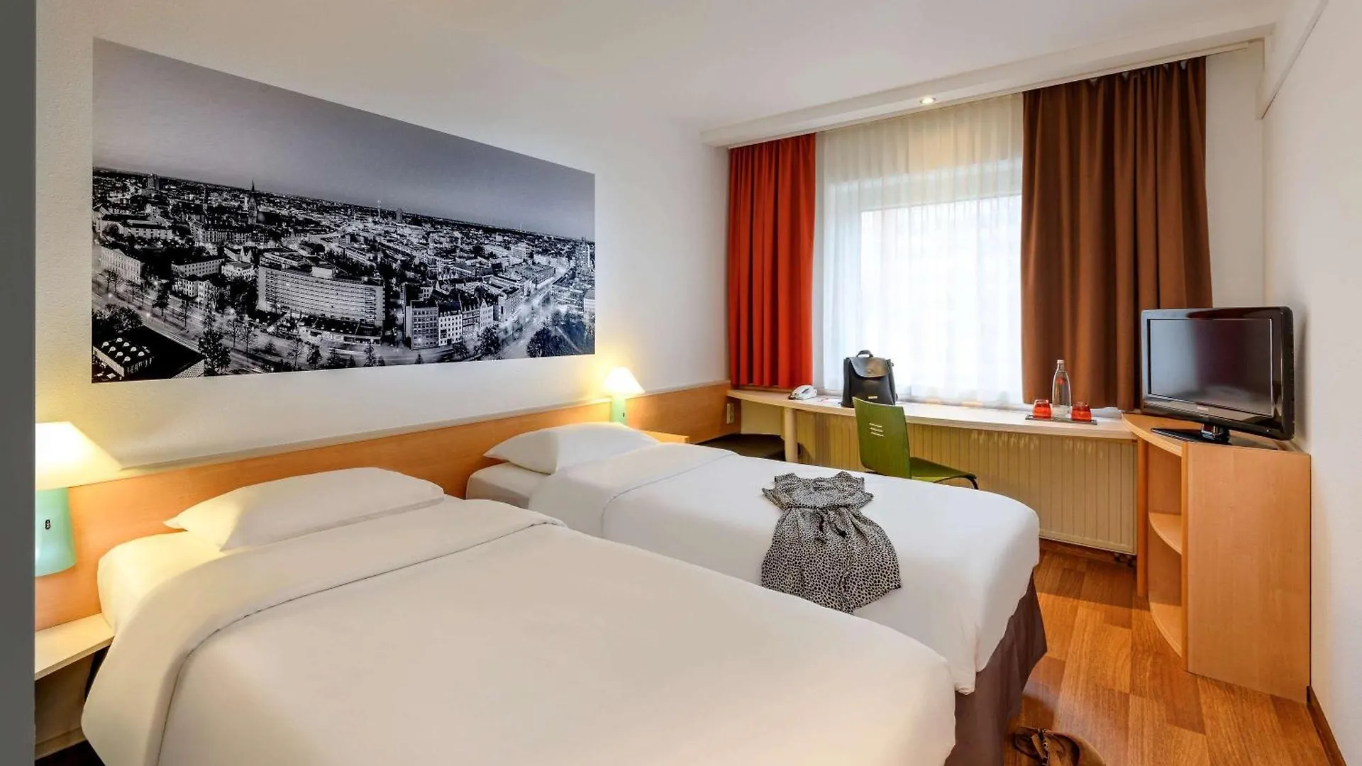 ***  Ibis Hotel Hannover Medical Park Germany